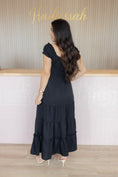 Load image into Gallery viewer, Everly Black Midi Dresss