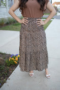 Load image into Gallery viewer, Leopard Midi Skirt