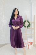 Load image into Gallery viewer, Isa Satin maxi Dress