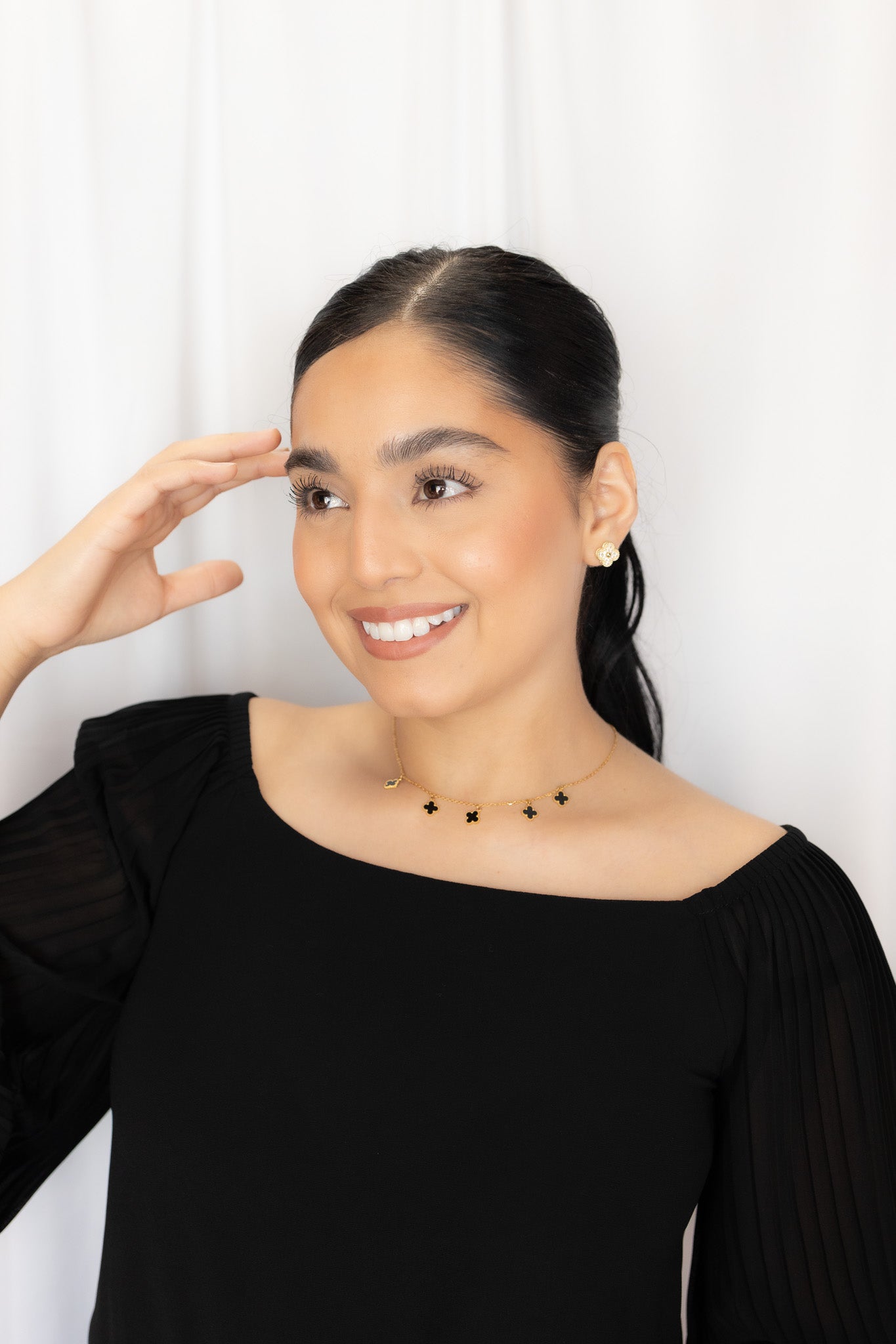 Nicole Necklace