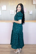Load image into Gallery viewer, Asmery Green Midi Dress