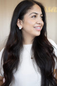 Load image into Gallery viewer, Lace & pearl earrings