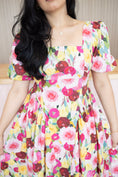 Load image into Gallery viewer, PRE-ORDER Clarisse Pink Floral Dress
