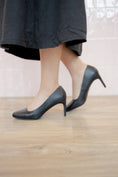 Load image into Gallery viewer, Nelly Square Heels