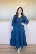 Load image into Gallery viewer, Elizabeth Denim Dress