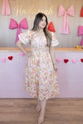Load image into Gallery viewer, Mariana Peach Dress