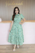 Load image into Gallery viewer, Hanna Green Floral Dress
