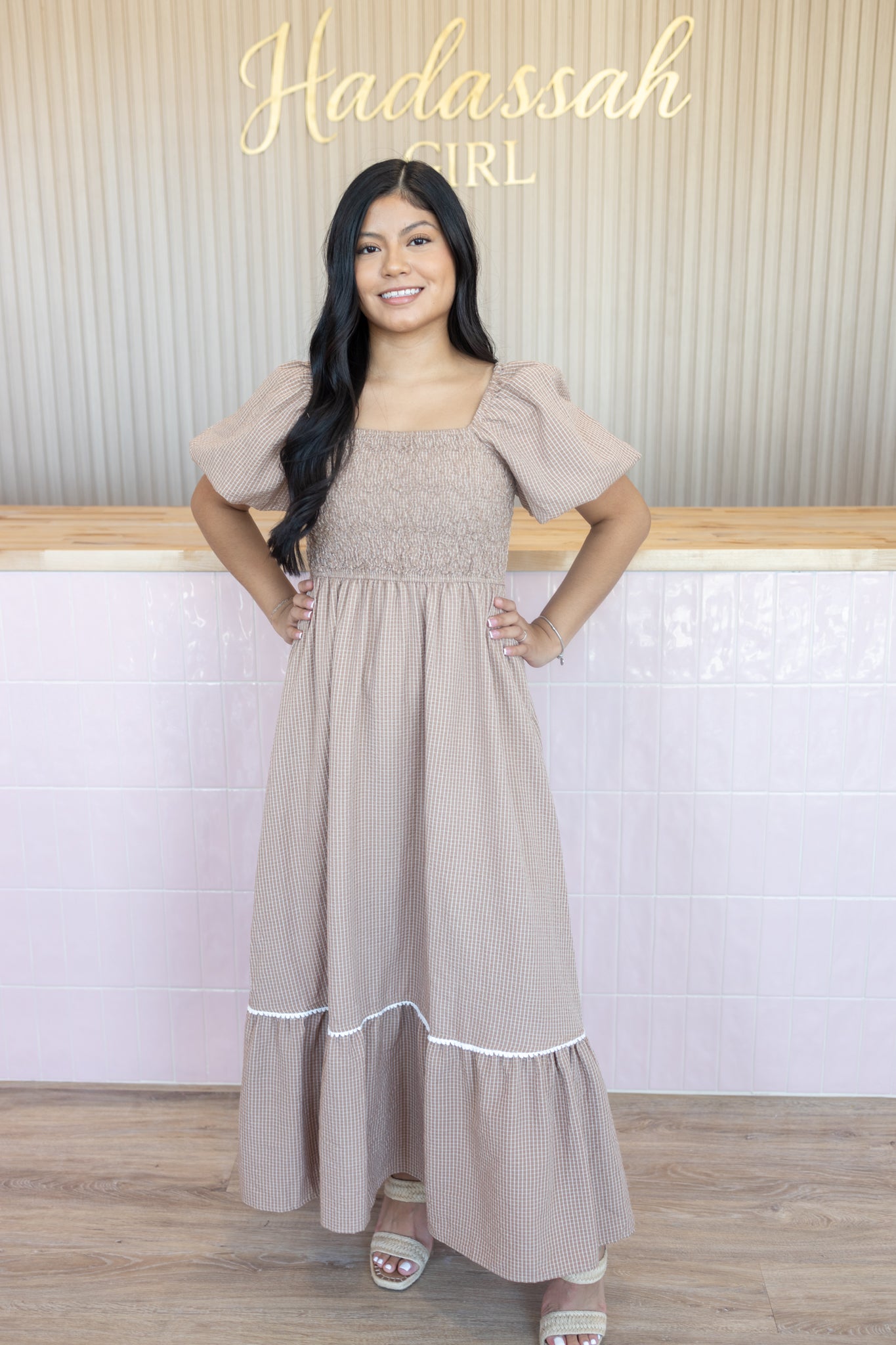 Dannia Light Brown