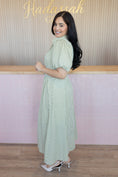 Load image into Gallery viewer, Dainty Green Daisy Dress
