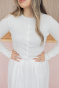 Load image into Gallery viewer, Pearl Lovely white set