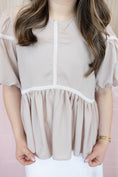 Load image into Gallery viewer, VIOLETTE CREAM BLOUSE