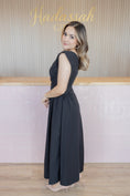 Load image into Gallery viewer, TIMELESS BLACK DRESS