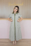 Load image into Gallery viewer, OLIVIA GINGHAM MIDI DRESS
