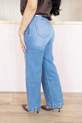 Load image into Gallery viewer, Amanda high rise jeans