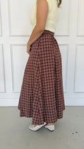 Load image into Gallery viewer, Lennon maple maxi skirt