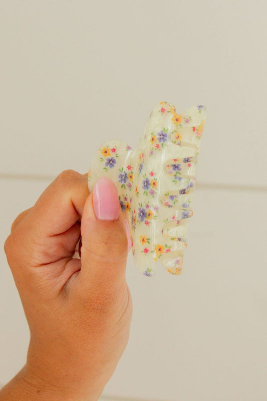ELISE FLORAL CLAW CLIP