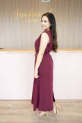 Load image into Gallery viewer, Grace burgundy Dress
