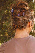 Load image into Gallery viewer, Leopard Curved Claw Clip
