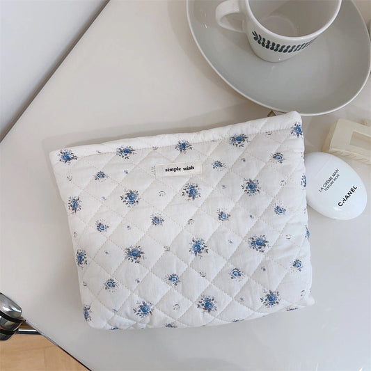 FLOWER PRINTED PADDED BAG