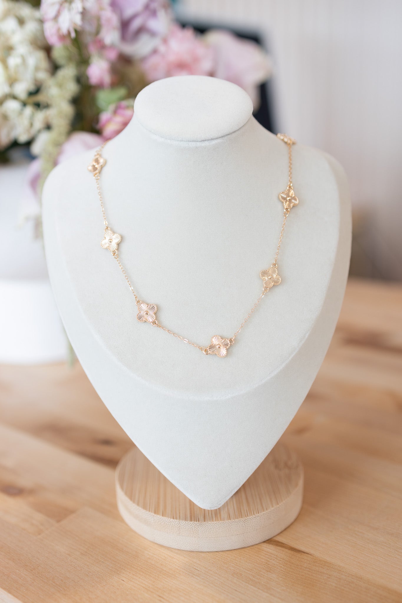Dulce Gold Necklace