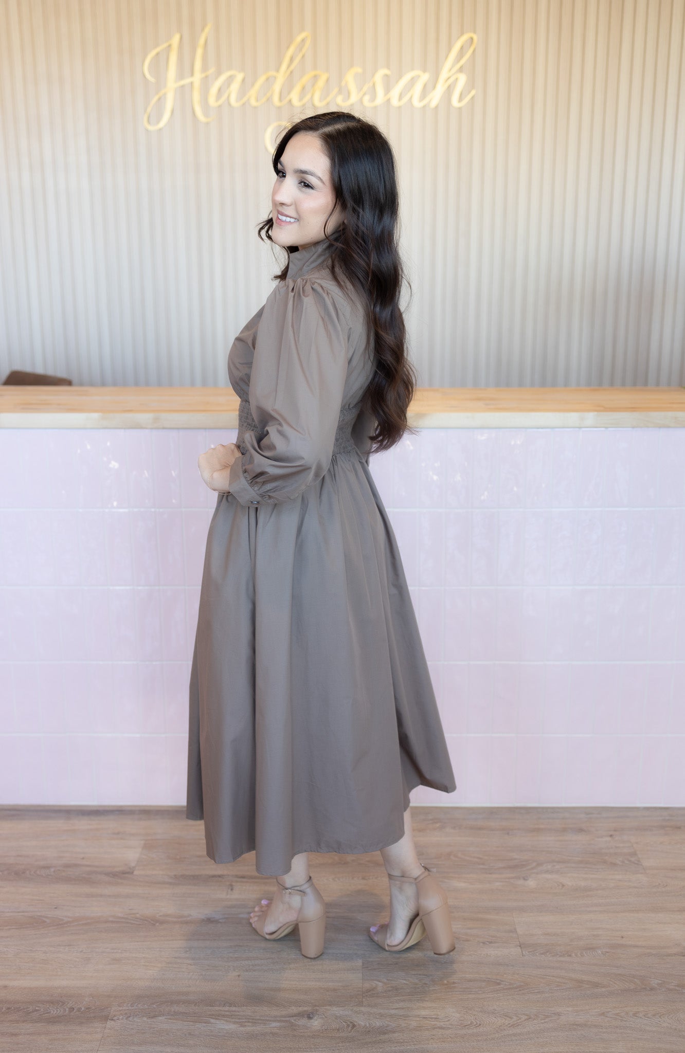 Arisabeth Mocha Midi Dress