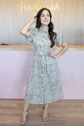 Load image into Gallery viewer, Keiry Leopard Midi Dress
