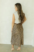 Load image into Gallery viewer, Izzy Taupe Cheetah Skirt
