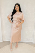 Load image into Gallery viewer, Lily Blush Midi Dress
