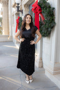 Load image into Gallery viewer, Selah  Black midid Dress
