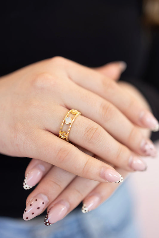 Mother of pearl clover ring