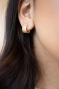 Load image into Gallery viewer, Dreamy butterfly earrings
