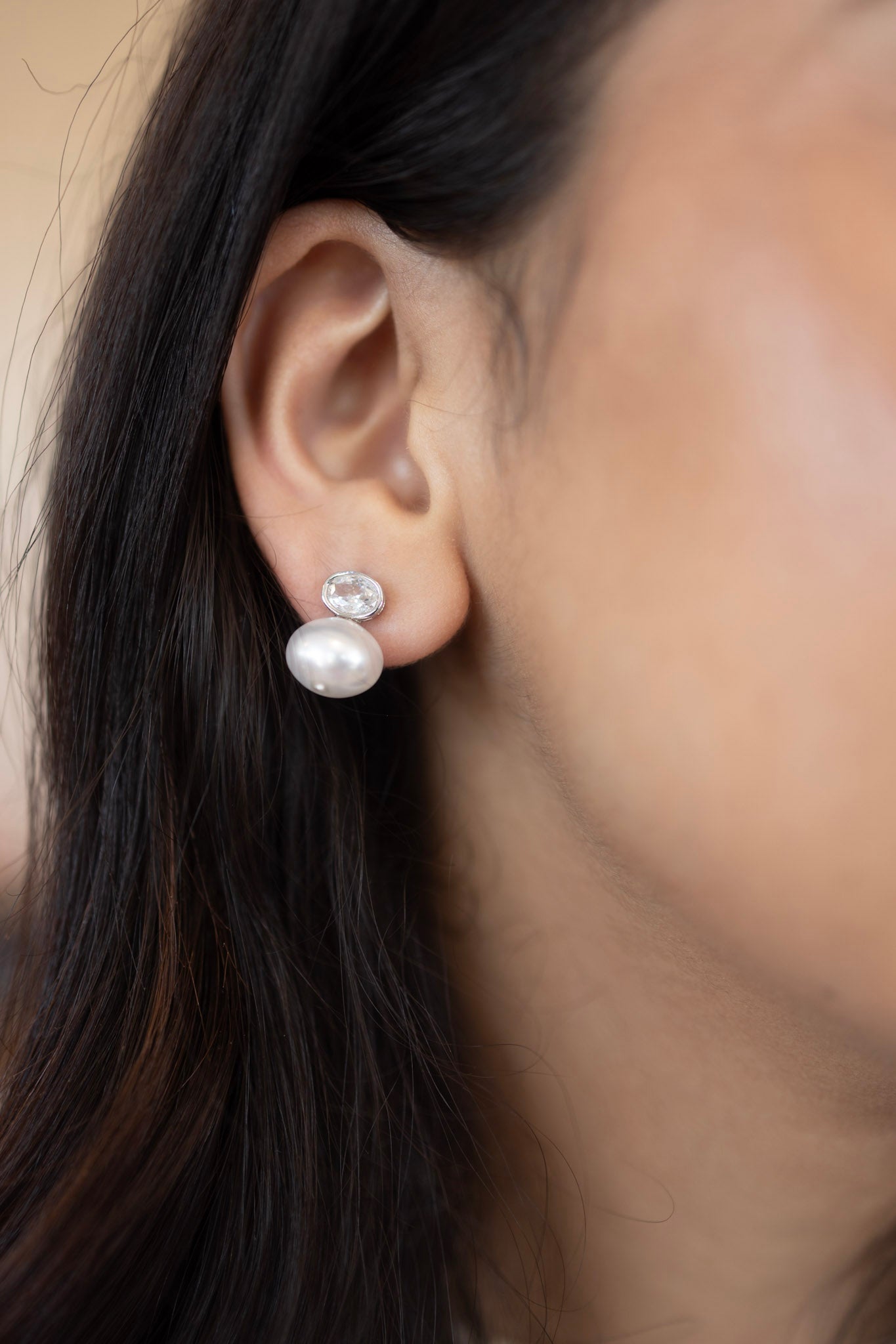 Lace & pearl earrings
