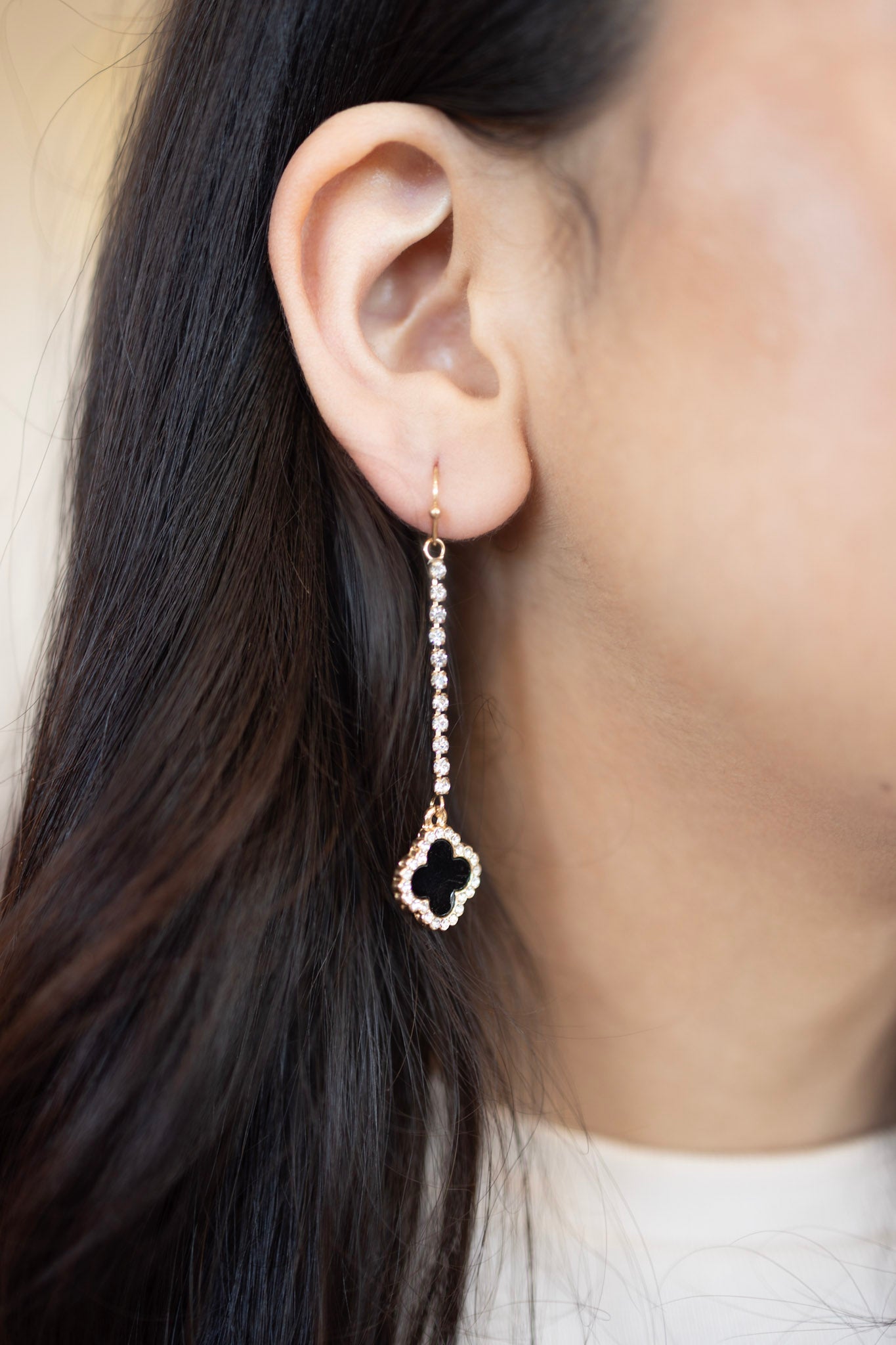 glow up black earrings