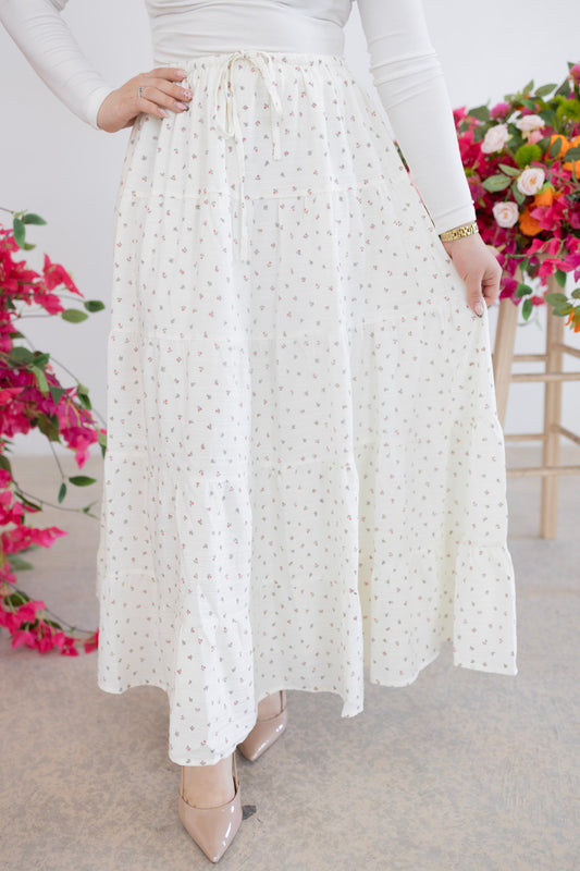Pretty floral ivory skirt