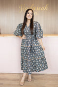 Load image into Gallery viewer, Leah Dress
