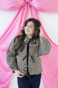 Load image into Gallery viewer, Odette Leopard Jacket
