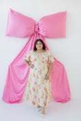 Load image into Gallery viewer, Petals Of Love Midi Dress
