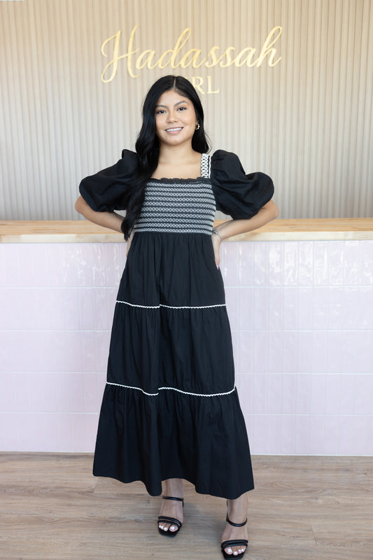 Maelly Black Dress