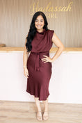 Load image into Gallery viewer, Amellia Wine Dress
