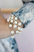 Load image into Gallery viewer, Katee Pearl Bracelet
