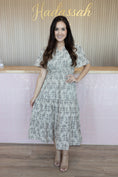 Load image into Gallery viewer, Zoe Maxi Dress
