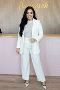 Load image into Gallery viewer, Adela White Blazer

