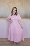 Load image into Gallery viewer, Dainty pink Daisy Dress
