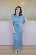 Load image into Gallery viewer, AMELLIA LONG BLUE DRESS
