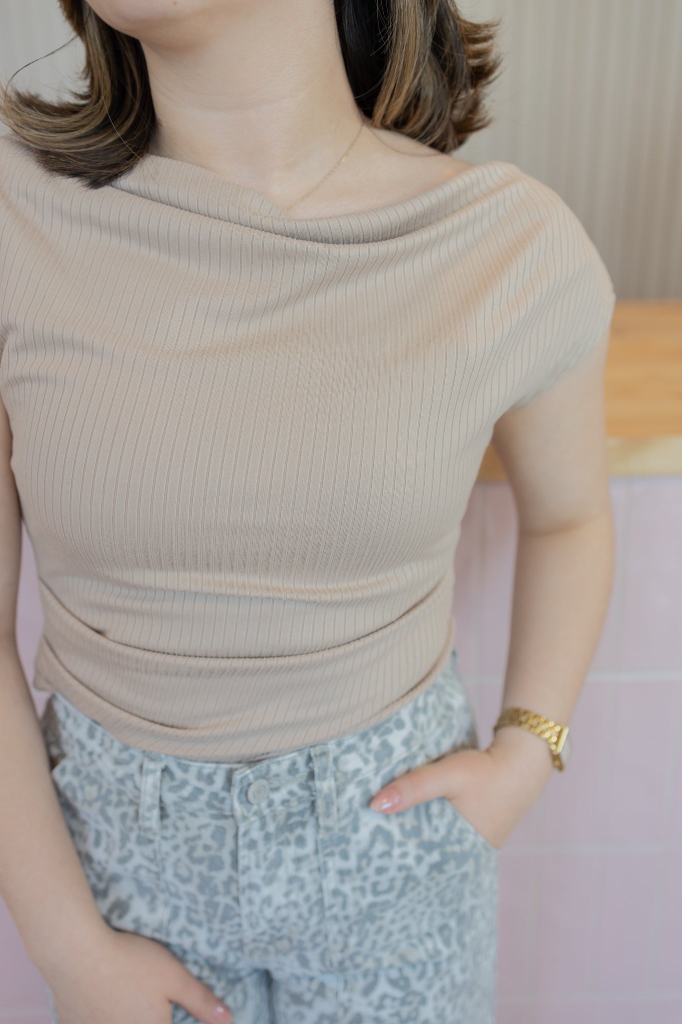 GIA TAUPE TOP