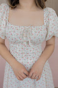 Load image into Gallery viewer, COQUETTE FLORAL DRESS
