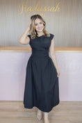 Load image into Gallery viewer, TIMELESS BLACK DRESS
