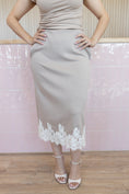 Load image into Gallery viewer, IVORY LACE SKIRT
