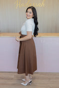 Load image into Gallery viewer, MEGAN BORWN DRESS
