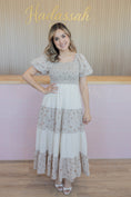 Load image into Gallery viewer, ELIANNA BROWN/CREAM DRESS
